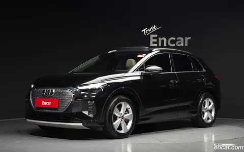 Audi Q4 e-tron 2023 buy in Moscow