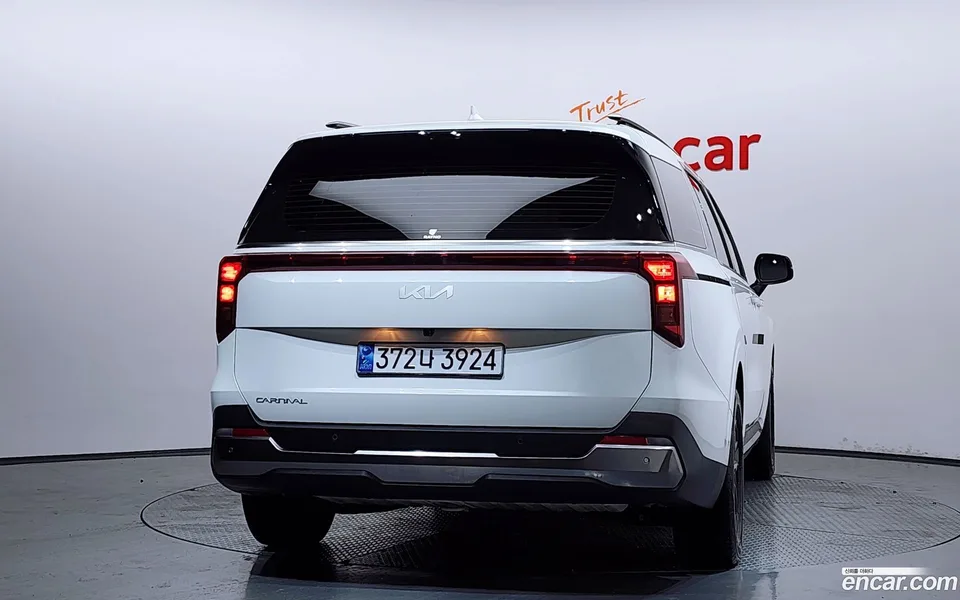 Kia Carnival 9 2024 — миниатюра 4
