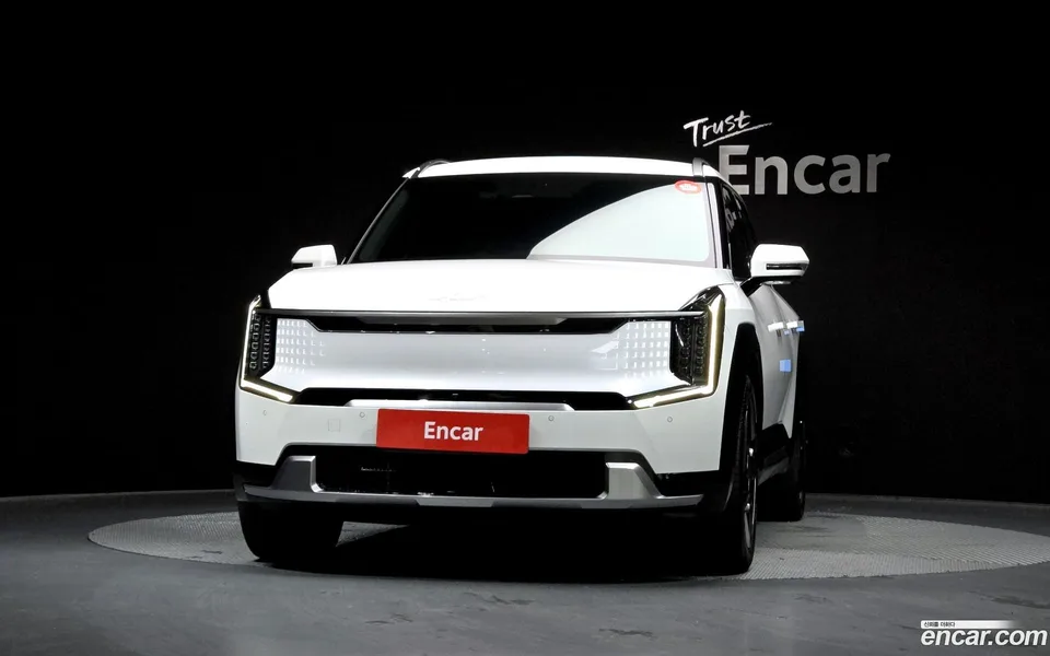 Kia EV9 4WD 2023 — миниатюра 3