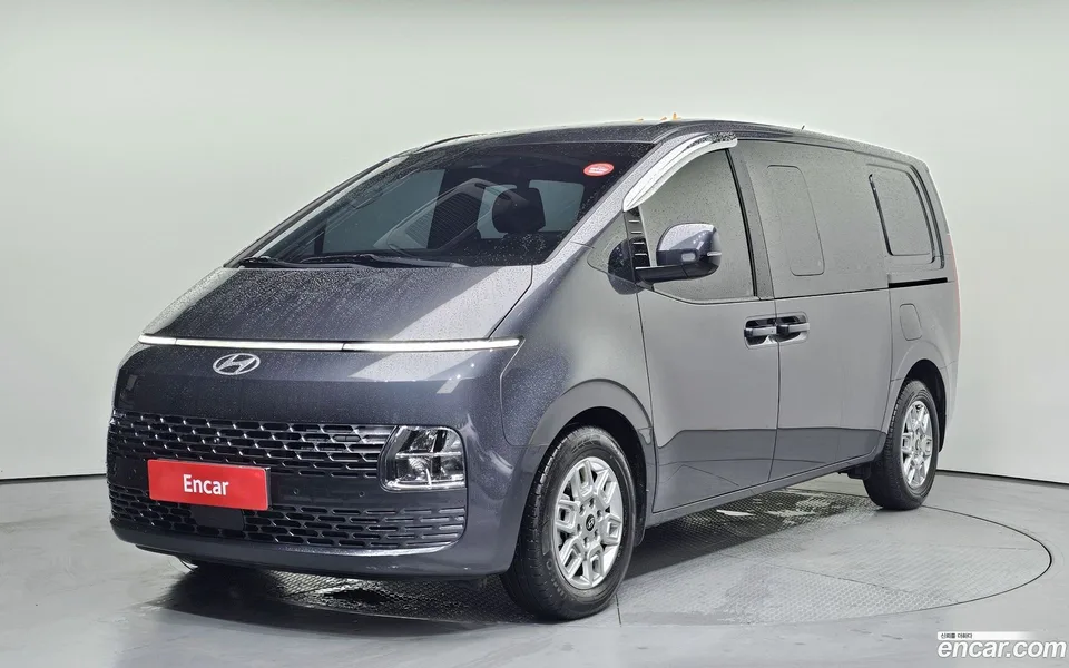 Hyundai Staria 2024