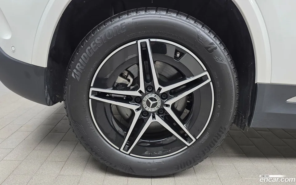 Mercedes-Benz EQA EQA250 AMG 2024 — миниатюра 5