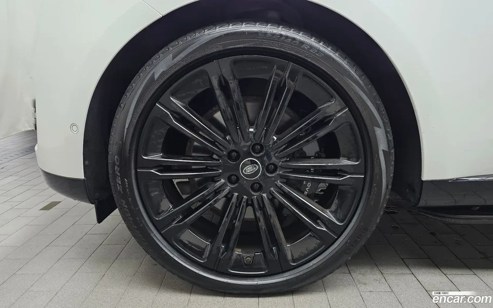 Land Rover Range Rover P530 AB LWB 2023 — миниатюра 2
