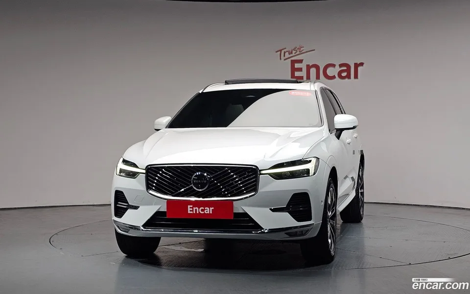 Volvo XC60 B5 2025 — thumbnail 3