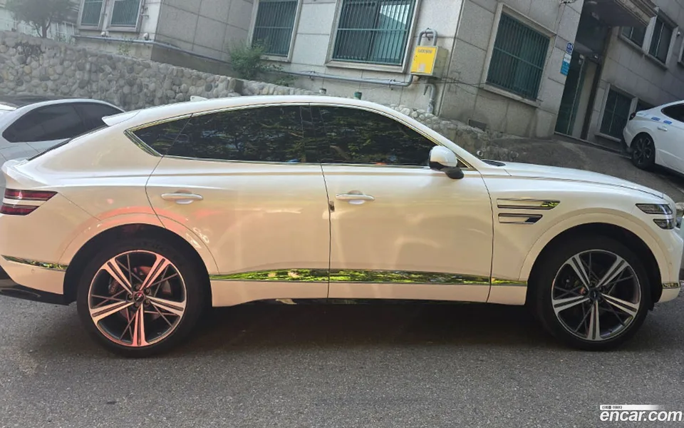 Genesis GV80 Coupe 2.5T AWD 2025 — миниатюра 3