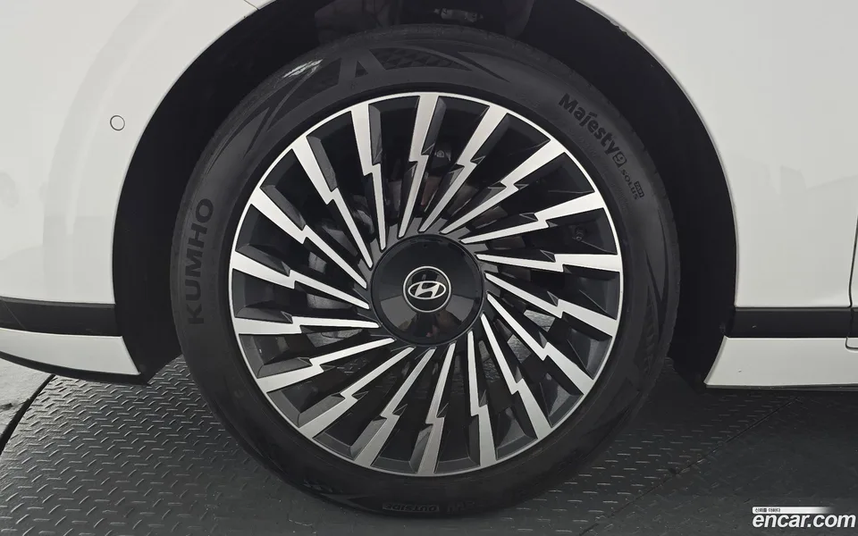 Hyundai Grandeur Hybrid 2024 — миниатюра 2