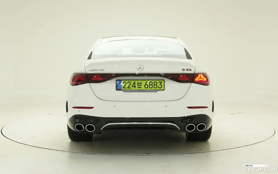 Mercedes-Benz E-Class AMG E53e 4MATIC+ 2025 — thumbnail 4