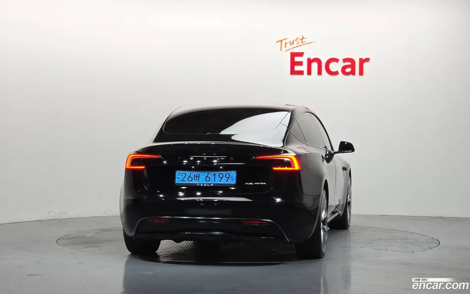 Tesla Model 3 AWD 2024 — миниатюра 4
