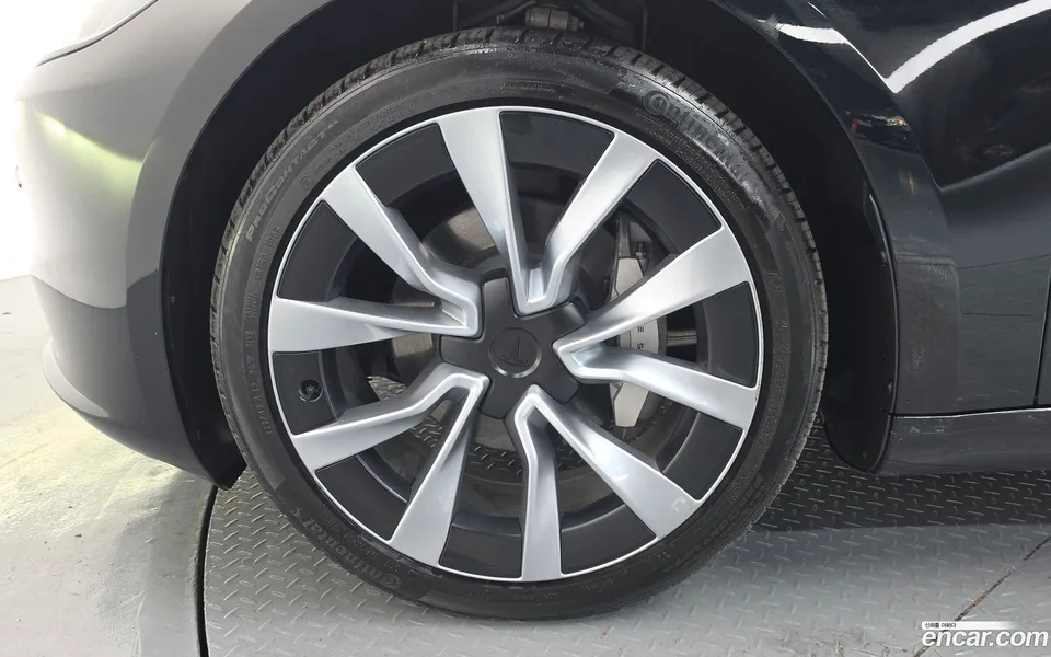 Tesla Model 3 AWD 2024 — миниатюра 5