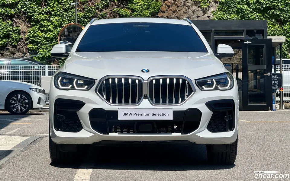 BMW X6 xDrive40i M 2023 — миниатюра 3