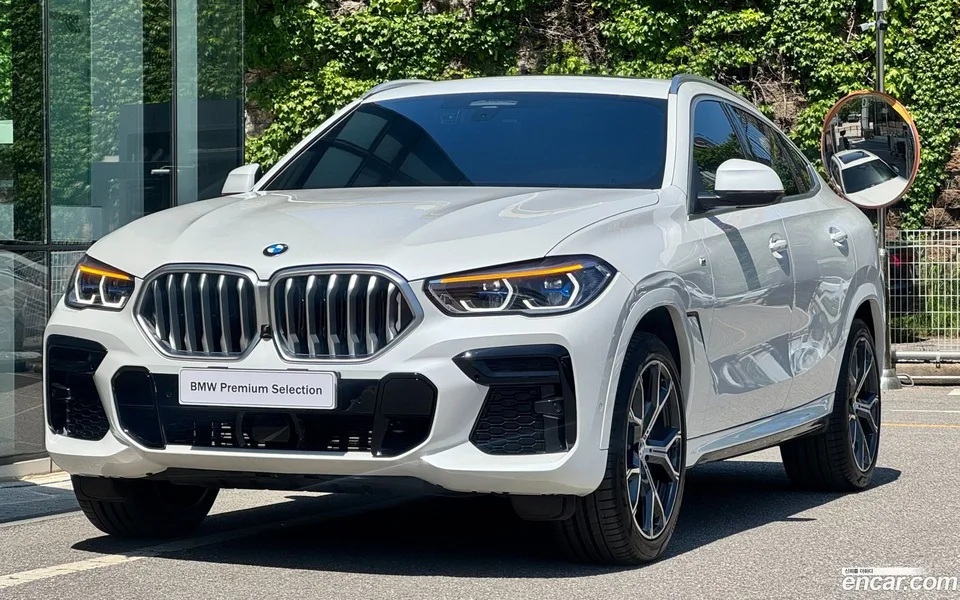 BMW X6 xDrive40i M 2023 — фото 1, купить с доставкой в Москву