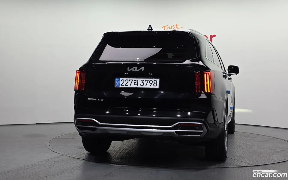 Kia Sorento 2.5T 2WD 2023 — миниатюра 4