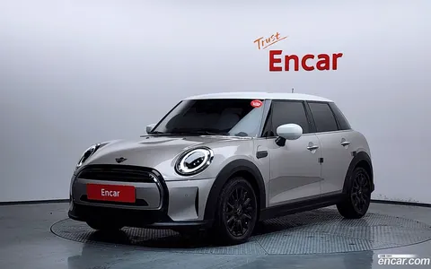 MINI Cooper 2024 buy in Moscow