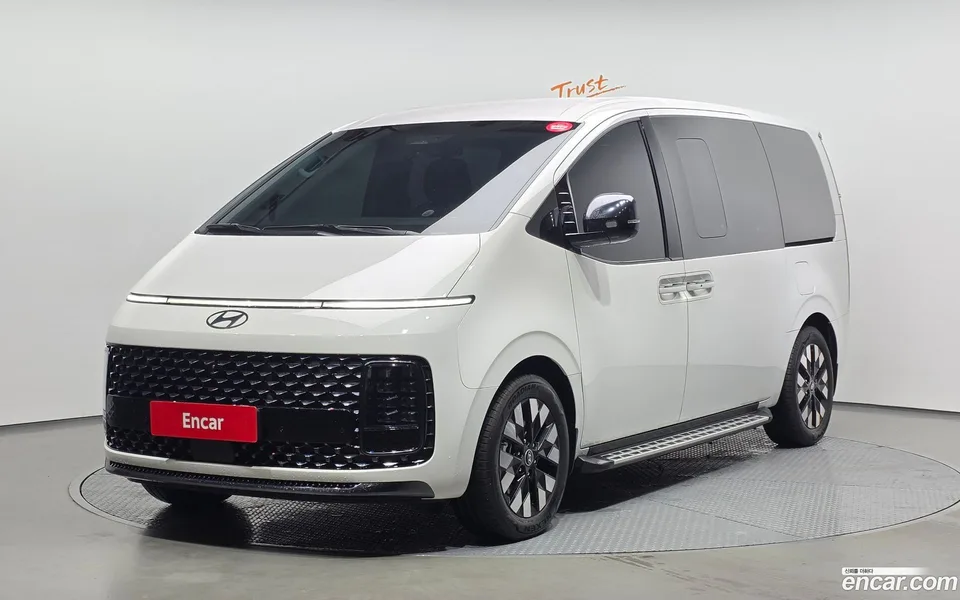 Hyundai Staria 2024