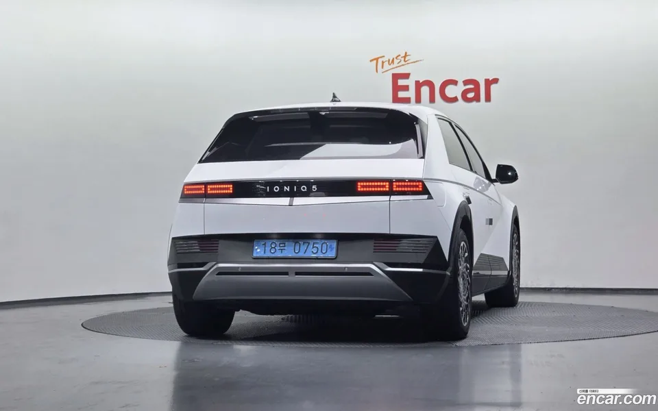 Hyundai Ioniq 5 2024 — миниатюра 4
