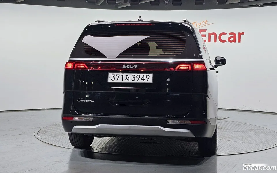 Kia Carnival 9 2023 — миниатюра 4