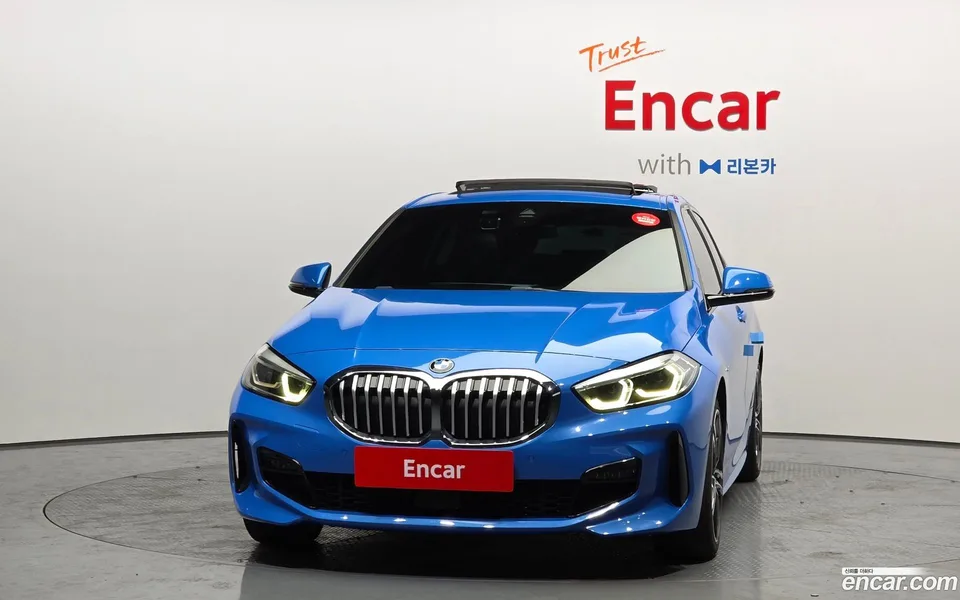 BMW 1 Series 120i M 2022 — миниатюра 3