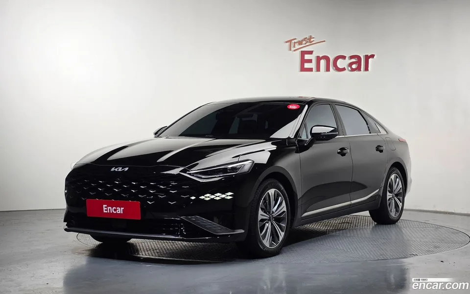 Kia K8 Hybrid 2023
