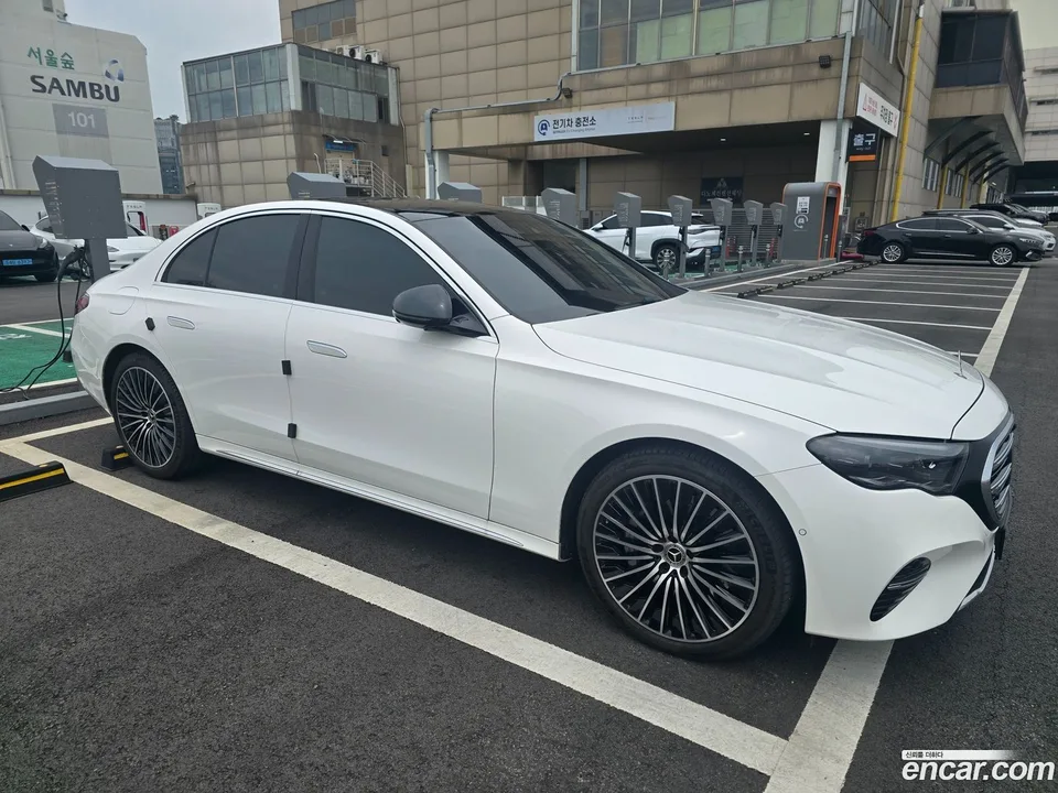 Mercedes-Benz E-Class E450 4MATIC 2024 — фото 1, купить с доставкой в Москву