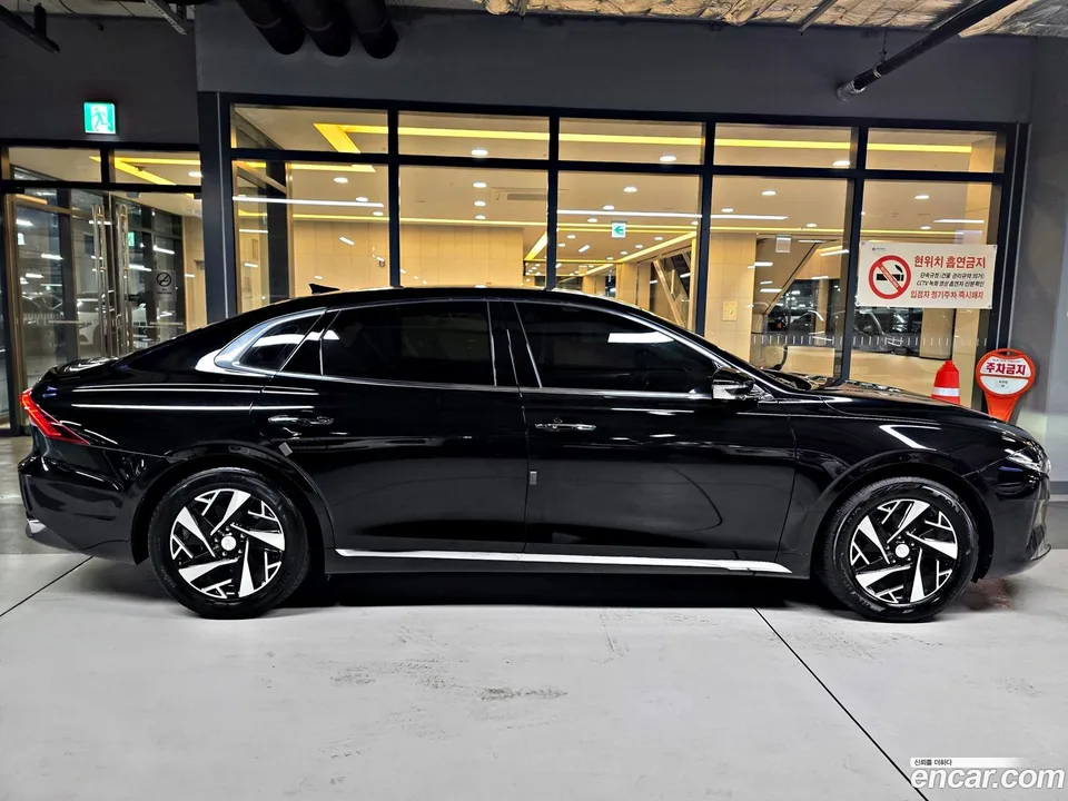 Hyundai Grandeur IG Hybrid 2022 — миниатюра 3