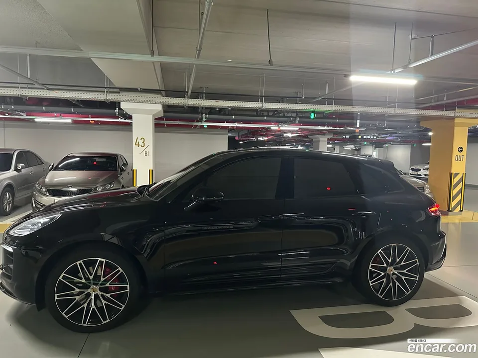 Porsche Macan 2.9 S 2023 — миниатюра 5