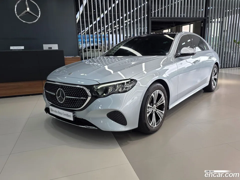 Mercedes-Benz E-Class 2025