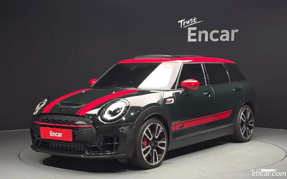 MINI Cooper S Clubman JCW 2023 — photo 1, buy with delivery to Moscow