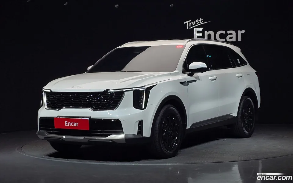 Kia Sorento HEV 1.6 2WD 2023 — photo 1, buy with delivery to Moscow