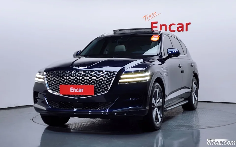 Genesis GV80 2.5T AWD 2022 — photo 1, buy with delivery to Moscow