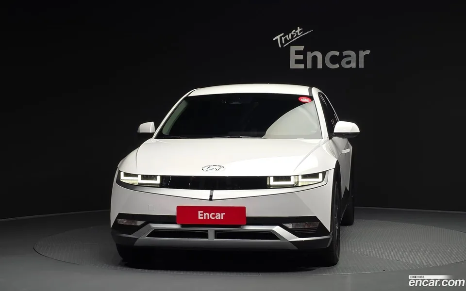 Hyundai Ioniq 5 AWD 2023 — thumbnail 3