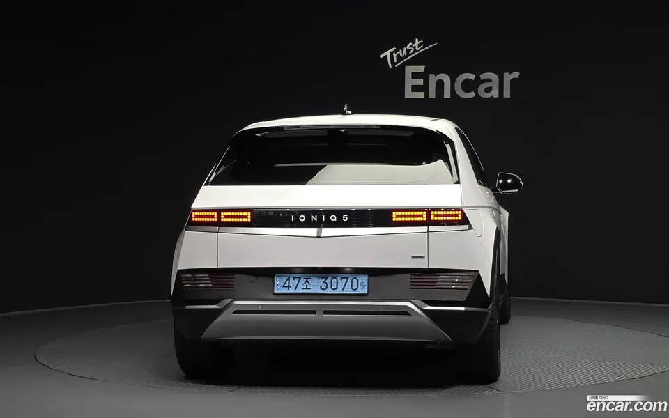 Hyundai Ioniq 5 AWD 2023 — thumbnail 4