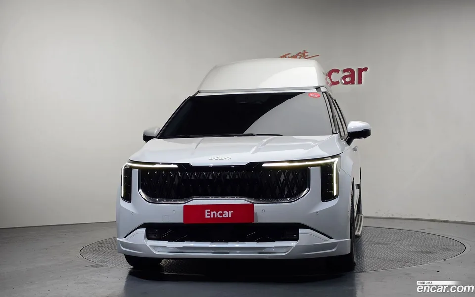 Kia Carnival HEV 9 () 2024 — thumbnail 3