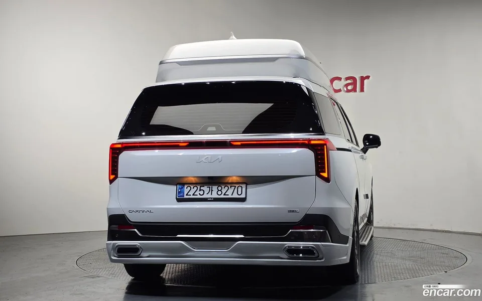 Kia Carnival HEV 9 () 2024 — thumbnail 4