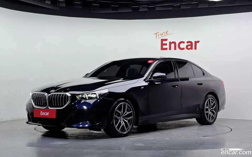 BMW 5 Series 2025
