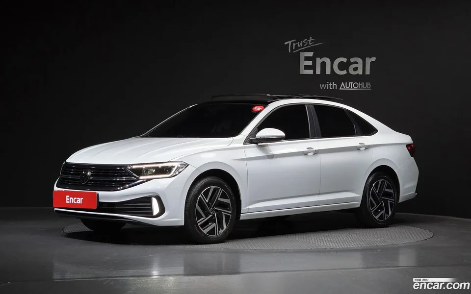 Volkswagen Jetta 1.5 TSI 2023 — фото 1, купить с доставкой в Москву