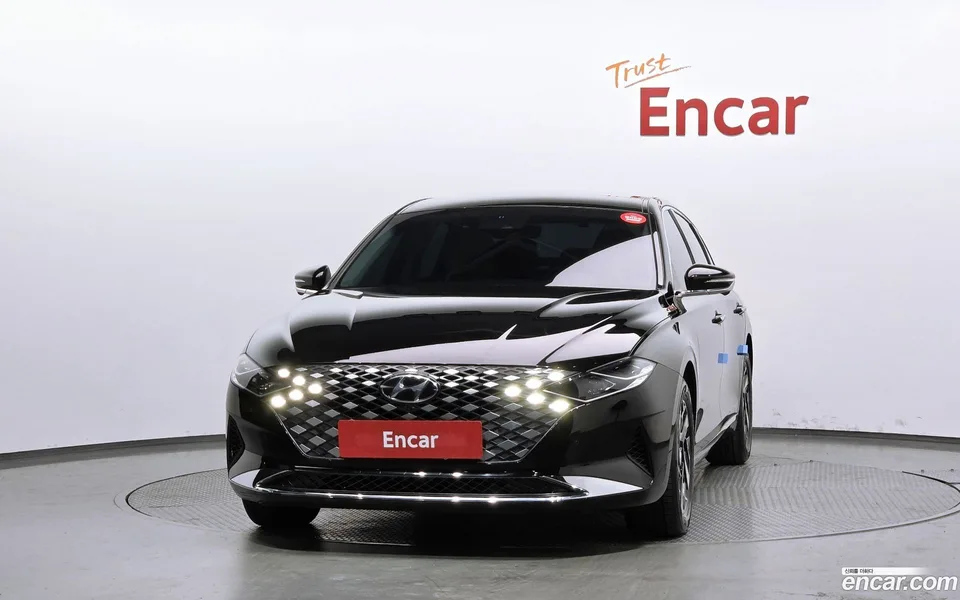 Hyundai Grandeur IG Hybrid 2022 — thumbnail 3