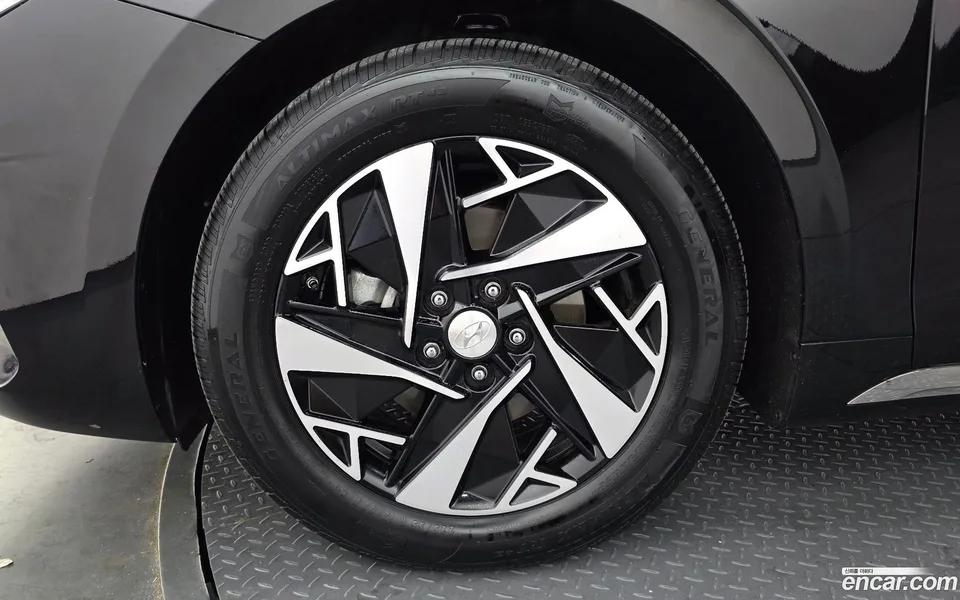 Hyundai Grandeur IG Hybrid 2022 — thumbnail 5