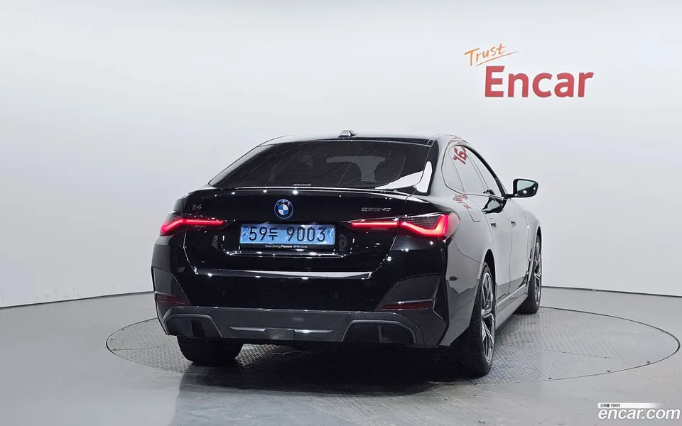 BMW i4 eDrive40 M 2024 — thumbnail 4