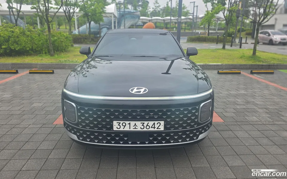 Hyundai Grandeur 2.5 2WD 2023 — photo 1, buy with delivery to Moscow