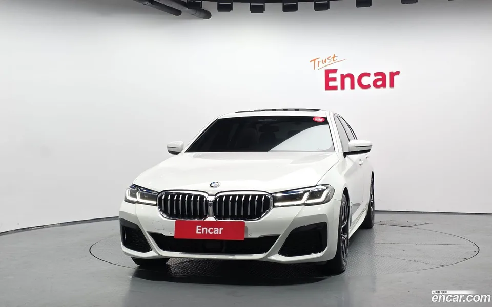 BMW 5 Series 530i M 2023 — миниатюра 3
