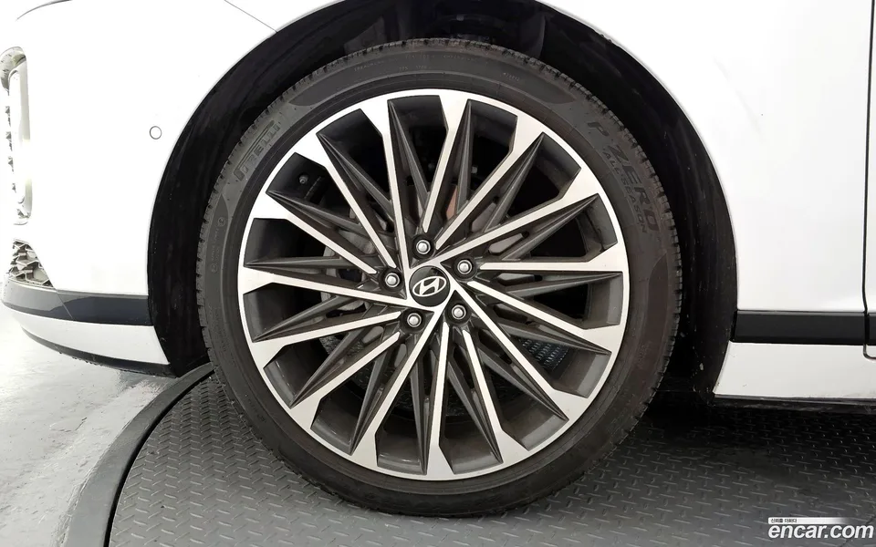 Hyundai Grandeur Hybrid 2024 — thumbnail 5