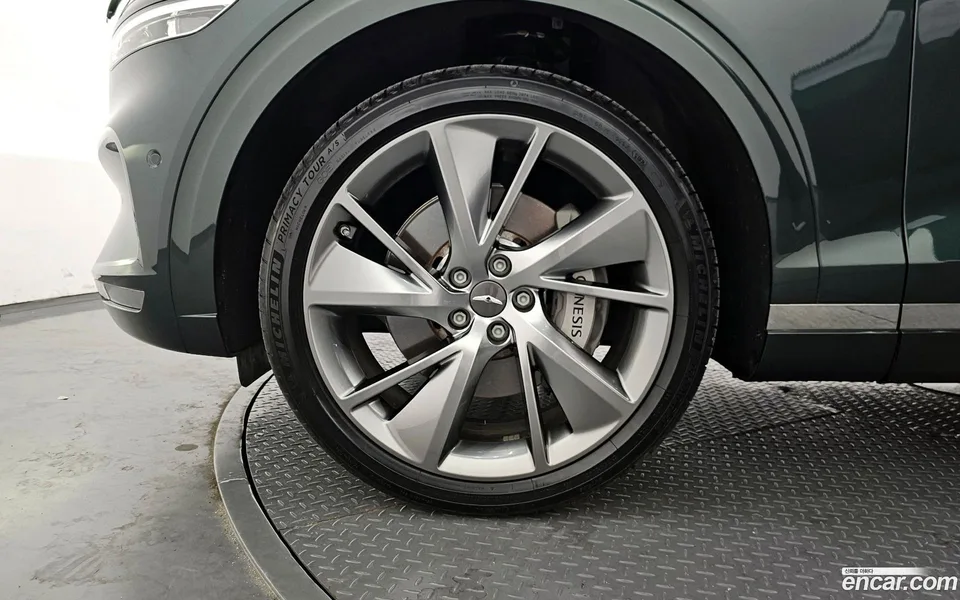Genesis GV70 2.5T AWD 2023 — миниатюра 5