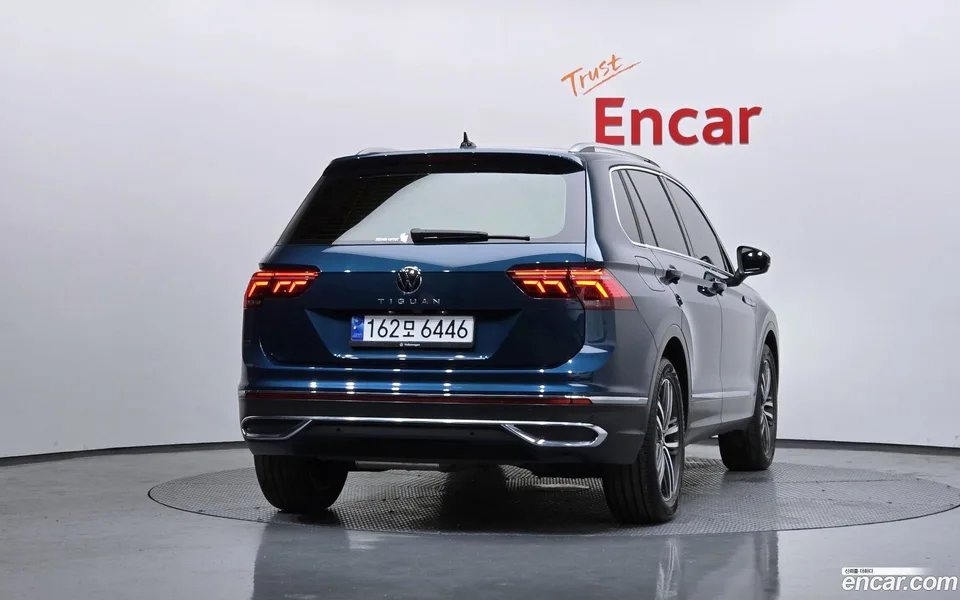 Volkswagen Tiguan 2.0 TDI 2024 — миниатюра 4