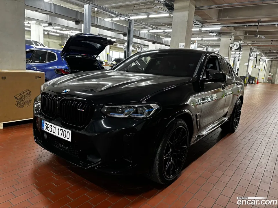 BMW X4 M 3.0 2025 — фото 1, купить с доставкой в Москву