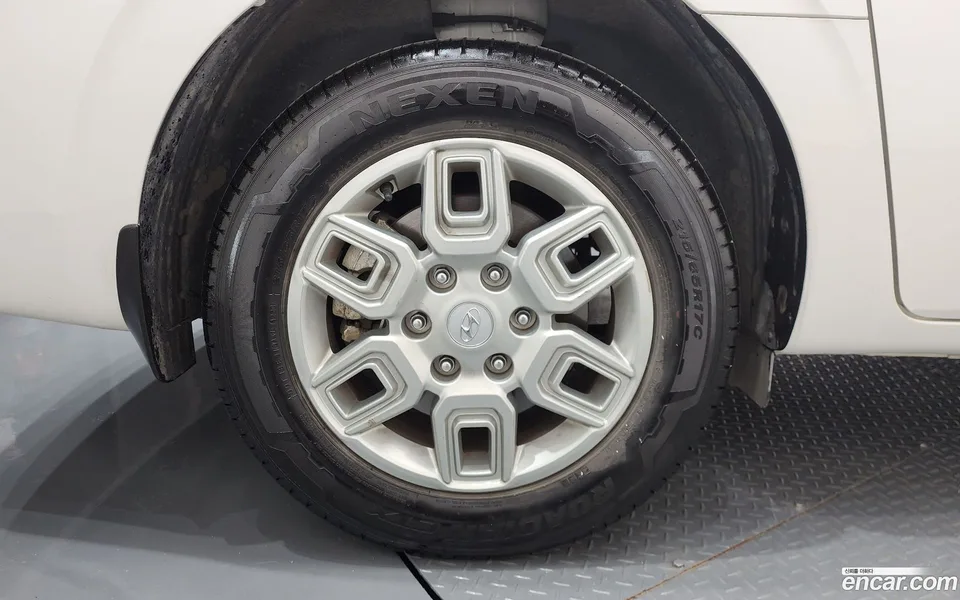 Hyundai Staria L3.5 3 2023 — миниатюра 5