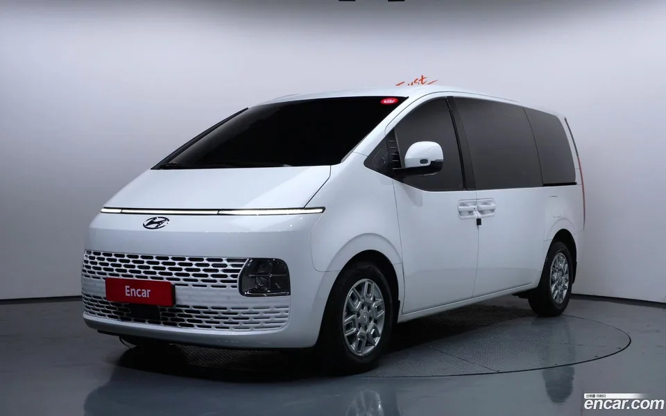 Hyundai Staria 2023