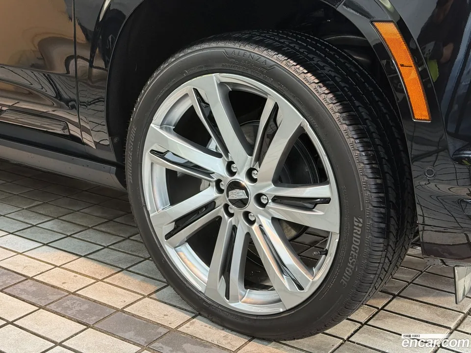 Cadillac Escalade 6.2 ESV 2025 — миниатюра 5