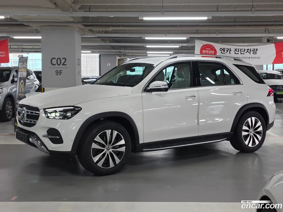 Mercedes-Benz GLE-Class GLE350 4MATIC 2026 — миниатюра 3
