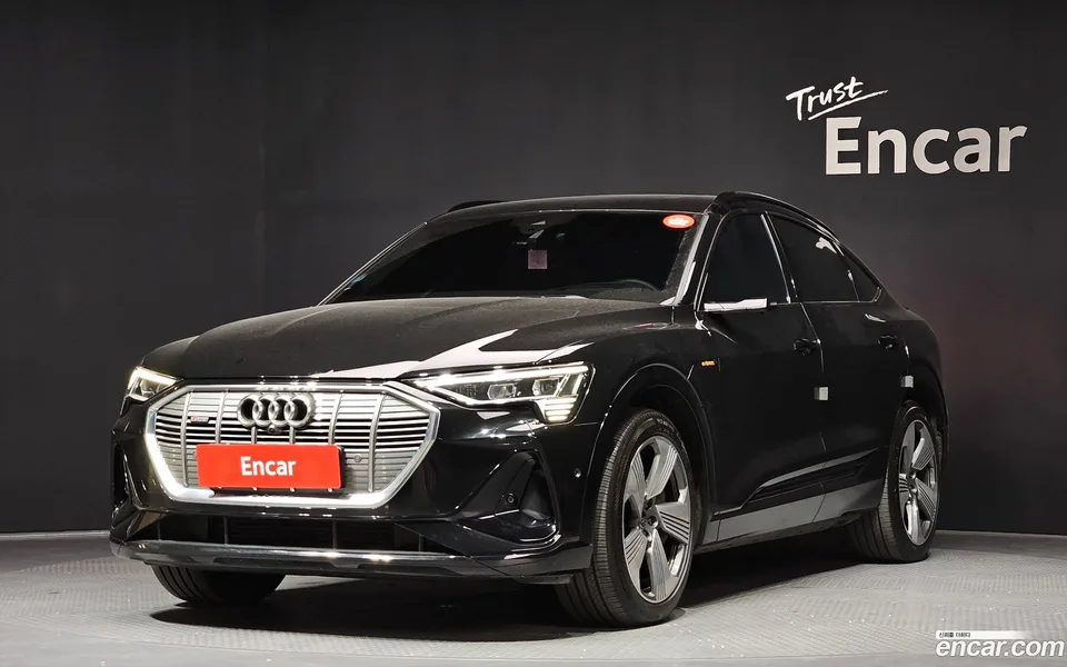Audi e-tron 2022