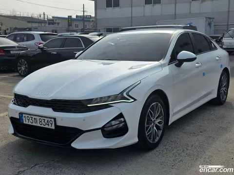 Kia K5 2022 buy in Moscow