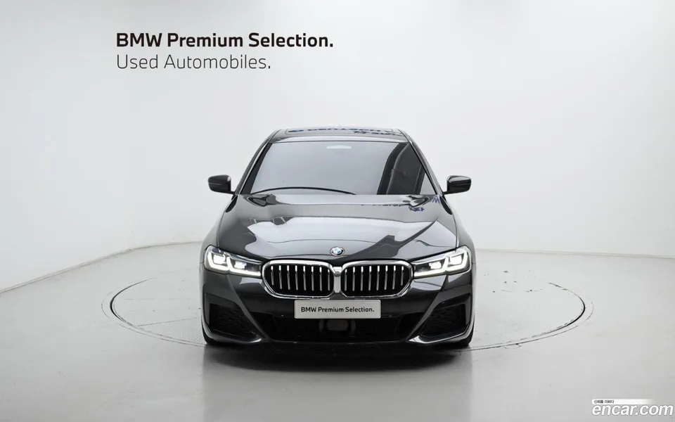 BMW 5 Series 530i M 2023 — thumbnail 3